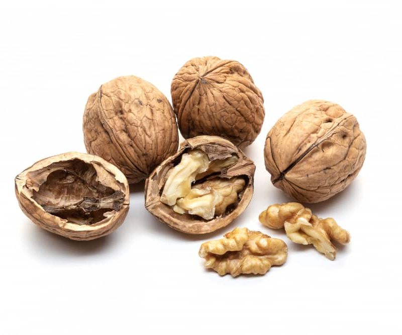 گردو با پوست